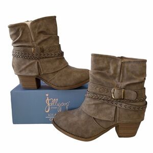 Jellypop Evolve Taupe Heeled Boots Strap Boho Western Winter Fall Moto Women’s